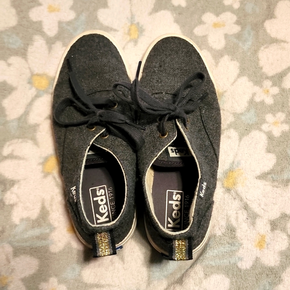 Gray Keds -6W
